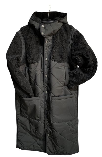 Vorderansicht: Zhrill ZHFAY Zj164-N953 black 117 Steppmantel